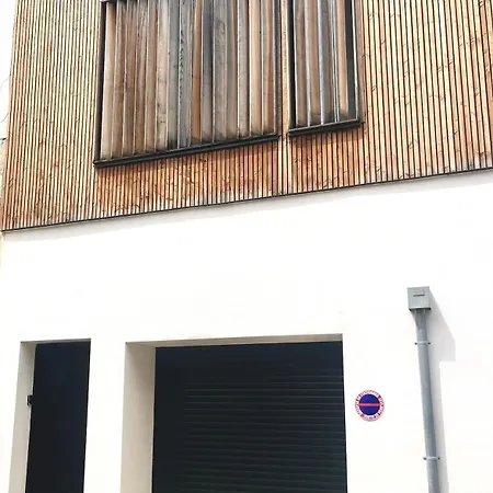 Nid Douillet Sur Roof アパート